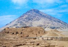 Huacas del Sol y la Luna