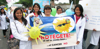 Alumnos UNT realizaron campaña educativa por rayos ultravioleta