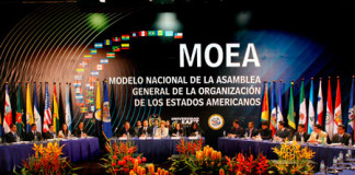 Estudiantes de Derecho participan en Modelo de Asamblea General de la OEA