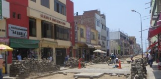 Continúan trabajos de empedrado en la cuadra 5 del jirón Grau