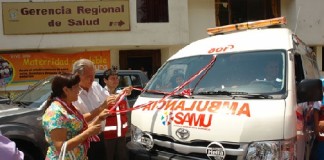 Gobierno Regional entrega dos ambulancias y dos camionetas para Bolívar, Pataz y Trujillo