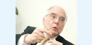 Baltazar Caravedo dictará curso «Gestión de la Responsabilidad Social Empresarial» en la CCPLL