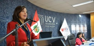 Estudiantes de la UCV reciben distintivos para prácticas pre profesionales