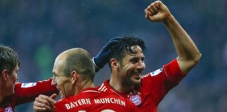 FIFA destacó renovación de Claudio Pizarro para el Bayern Munich