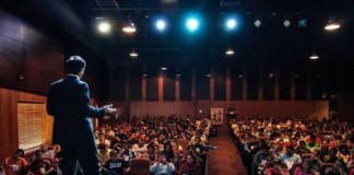 Seminario internacional de periodismo en la Universidad Nacional de Trujillo