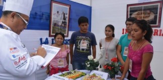 Feria gastronómica mostró productos oriundos del Perú