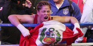 Linda Lecca obtiene el título mundial supermosca de la AMB