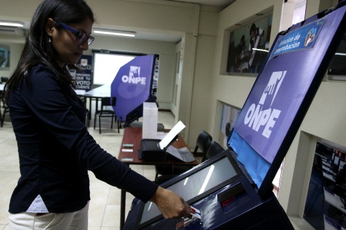 elecciones-2014-voto-electronico-peru