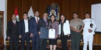 Laboratorio Escalabs recibió reconocimiento de la Municipalidad Provincial de Trujillo