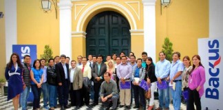 Backus ofreció Taller de Periodismo Digital