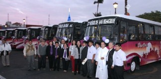 Empresa de transportes Señor de los Milagros presentó nuevos buses