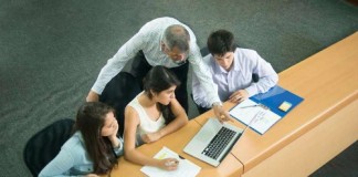 Universitarios participan con éxito en rueda de negocios MyPERÚ