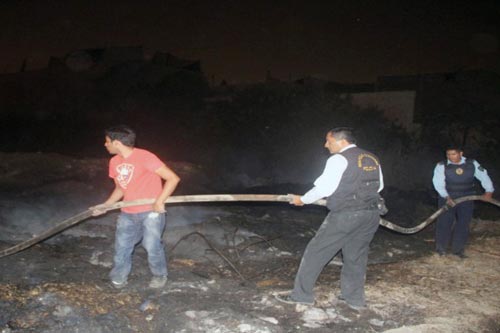 compania-bomberos-mpt-apoyaron-controlar-incendio-unt