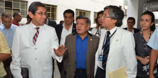 Ministro de Salud promete presupuesto para mejoras en Hospitales Belén y Regional