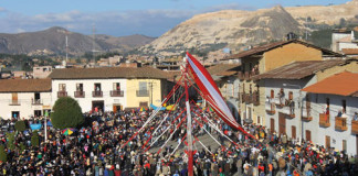 20 mil personas se reunieron para ver la Tradicional parada de Gallardete en Huamachuco