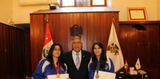 UNT reconoció a Estudiantes que ganaron en Concurso de Ajedrez