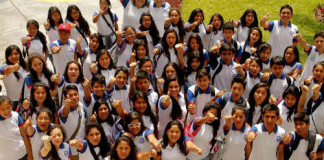 Alumnos de Colegios de Trujillo participan en Escuela de Liderazgo de la UCV