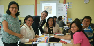 Especialistas de la Universidad de Oxford capacitan Docentes de Centro de Idiomas de UCV