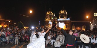 Se inauguró el tradicional Festival ‘Luces y Colores’ en la Plaza de Armas de Trujillo