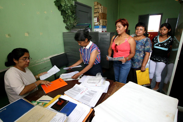 grll-defensoria-matricula-escolar-gratuita