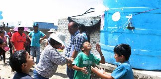 Entregaron 2 tanques de polietileno en el Centro Poblado El Milagro