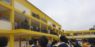 Estudiantes no formarán bajo el sol