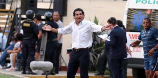 Franco Navarro ya no es director técnico de la Universidad César Vallejo