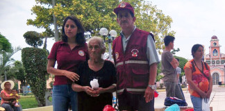 ONAGI entrega ayuda a familias pobres en Trujillo