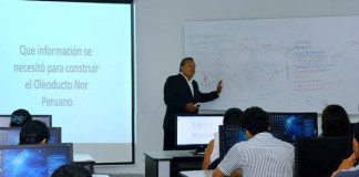 UCV capacita a ingenieros con moderno software en recursos Hídricos