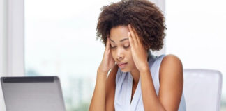 Comprueban que luz verde calma las migrañas