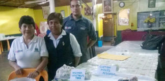 Capacitan a esposa e hijos de pescadores en curtido de piel de Pescado