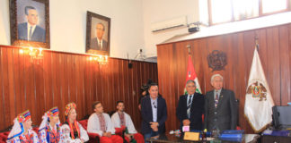 Grupos de Danzas Internacionales llegaron a la UNT