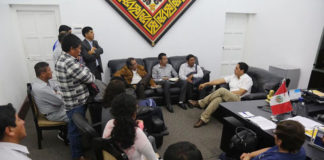 Gobernador regional ofreció apoyo a trabajadores de Ugeles de La Libertad