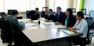 Evaluadores de SINEACE realizan visita a la carrera de Psicología UCV Trujillo