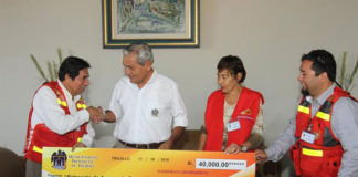 MPT entrega subvención a Compañía de Bomberos de Trujillo