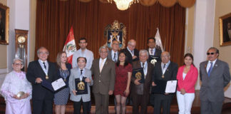 MPT reconoce a destacados hombres de prensa de Trujillo