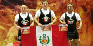 Policías peruanos ganan medallas de oro en Campeonato Sudamericano de Powerlifting