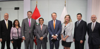 Cadena mundial Walmart interesada en oferta agroexportable peruana