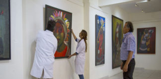 Artista Héctor Suárez expone su muestra individual Sueños de Cimora en Trujillo