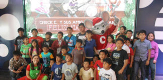 Niños de la Casa Hogar “Mundo de Niños” celebraron Navidad en Chuck E. Cheese´s