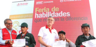 Ministerio de Trabajo firma convenio para promover el empleo de las personas con discapacidad