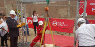 Caja Trujillo pone primera piedra de su nueva sede institucional