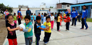 Estudiantes de UCV promueven el deporte y la buena alimentación en sectores vulnerables