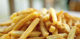 Las papas fritas y las tostadas quemadas podrían causar cáncer