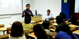 Refuerzan dominio del idioma inglés con Taller Fonológico en UCV