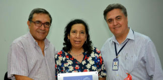 Centro de Idiomas de UCV recibe distinción de Universidad de Oxford