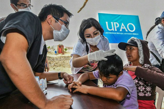 upao-atiende-a-damnificados-de-la-quebrada-el-leon
