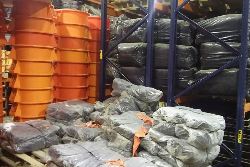 corea-dona-carpas-y-tiendas-de-campana-para-damnificados