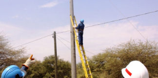 Empresas eléctricas brindarán beneficios a afectados por El Niño costero