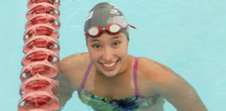 Nadadora María Alejandra Bramont bate el récord Nacional de los 1500 libres